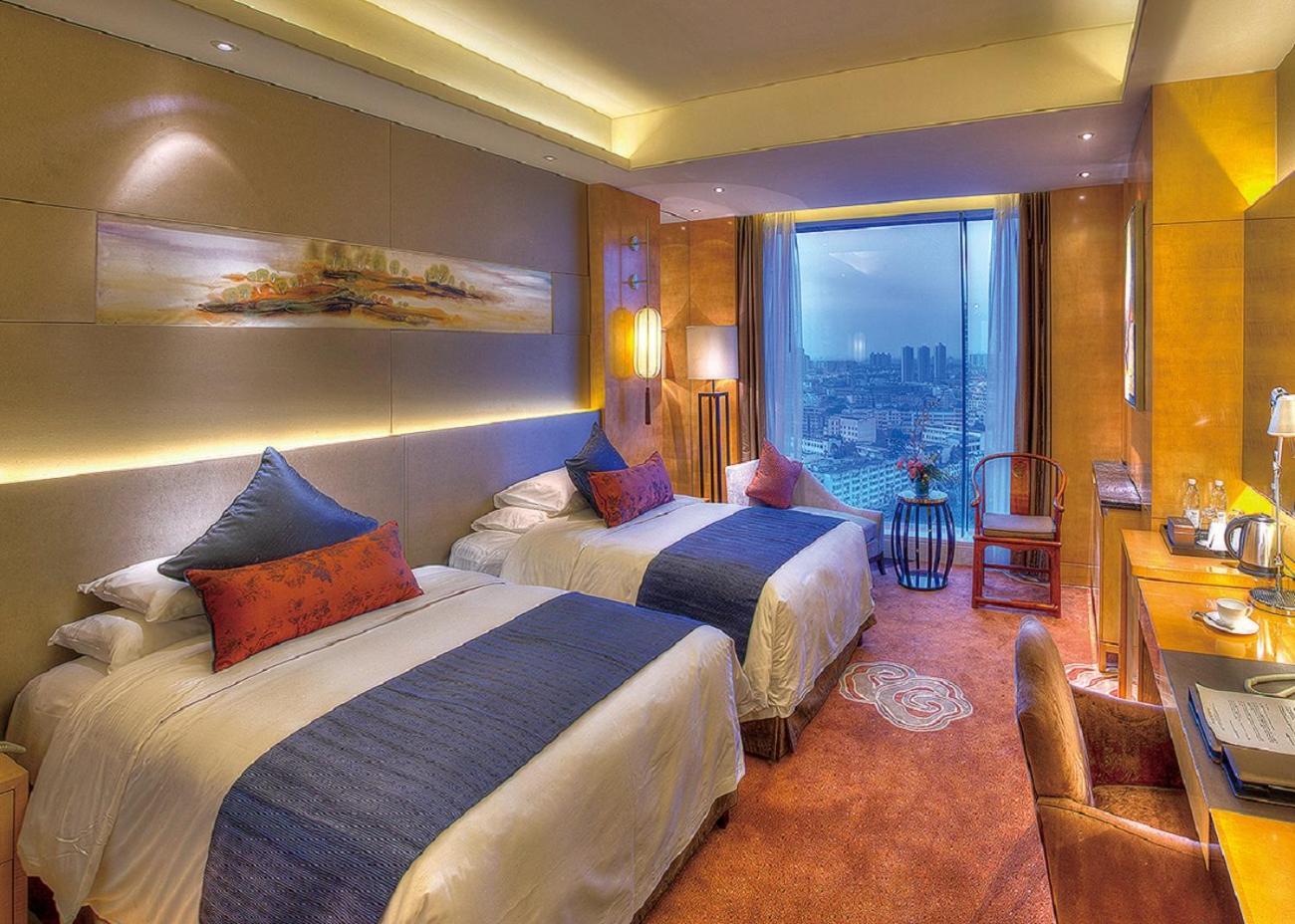 Felton Grand Hotel Chengdu Esterno foto