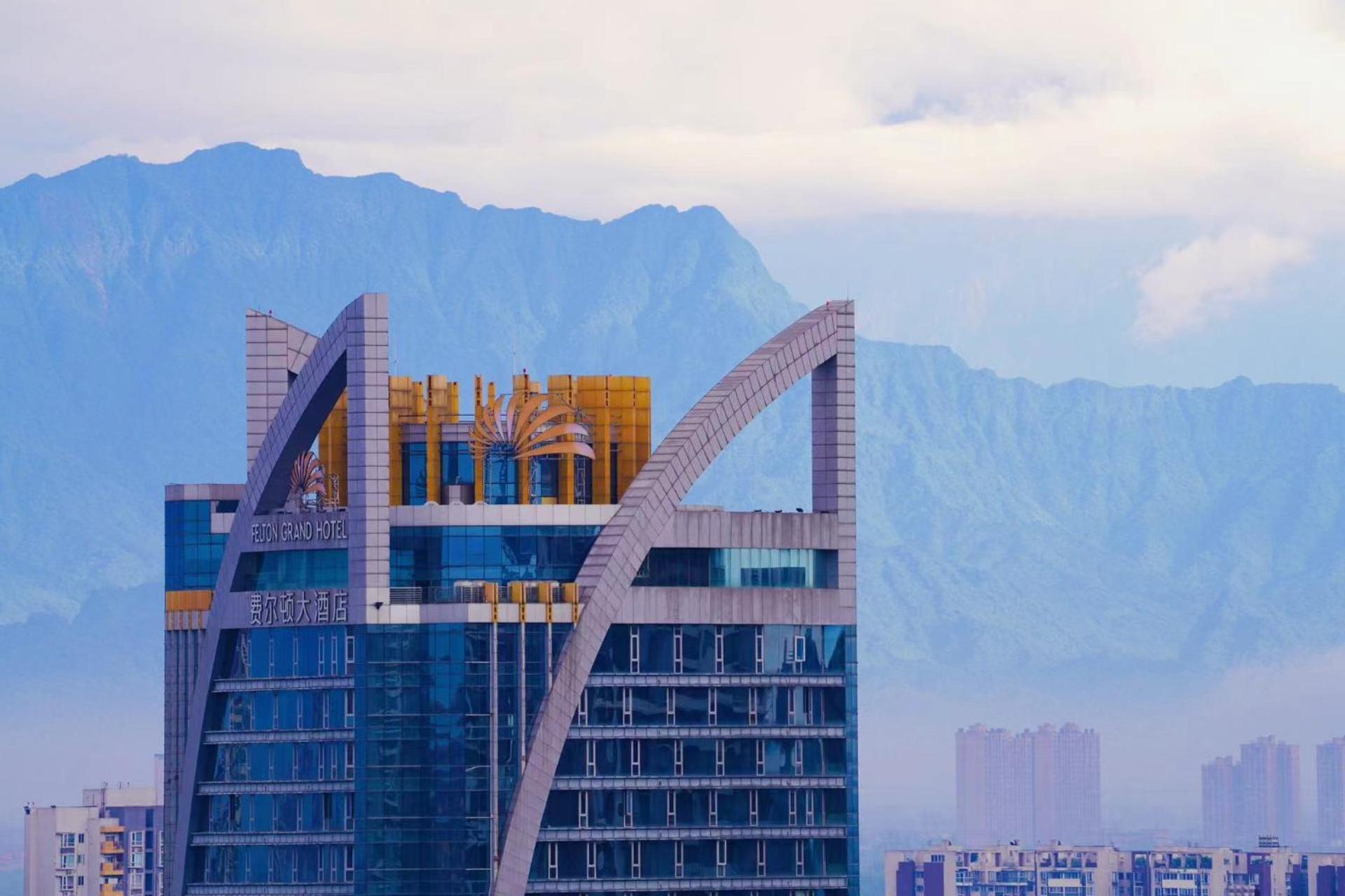 Felton Grand Hotel Chengdu Esterno foto