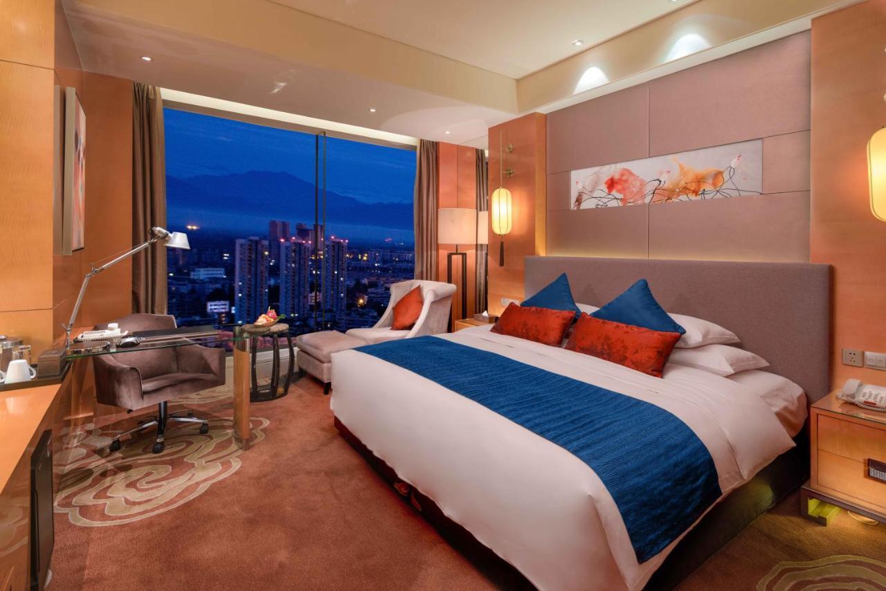 Felton Grand Hotel Chengdu Esterno foto